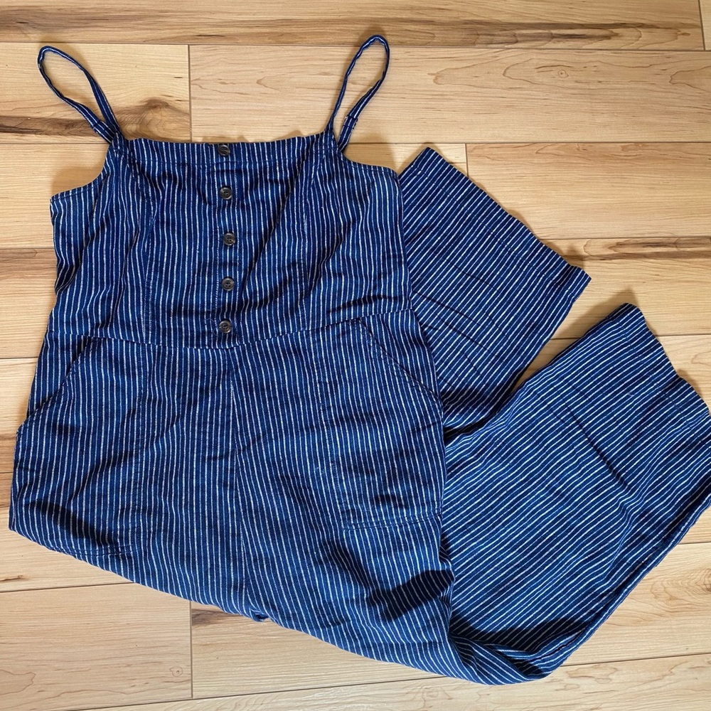 Old Navy Striped Jumpsuit // Large